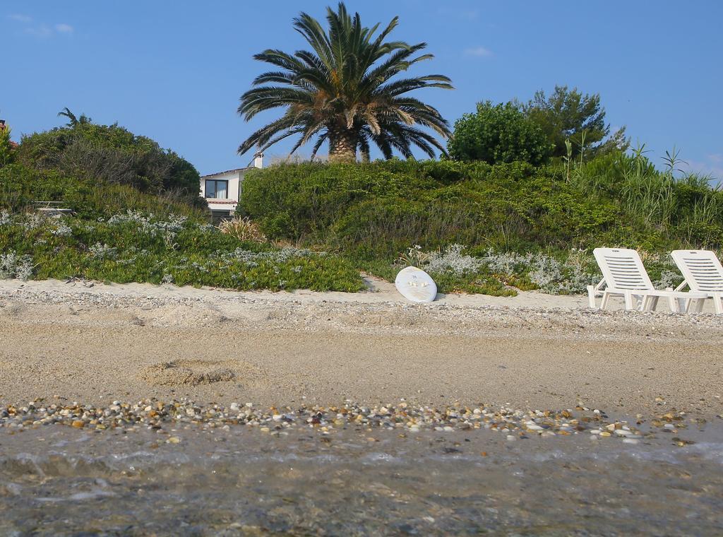 Beach Front Chanioti Polychrono Exterior foto
