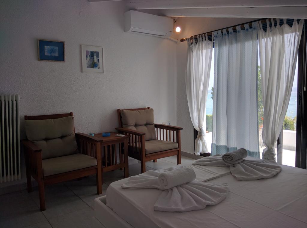 Beach Front Chanioti Polychrono Exterior foto